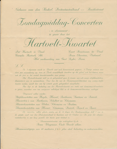 712262 Aankondiging voor ‘Zondagmiddag-Concerten in abonnement te geven door het Hartvelt-Kwartet’ in het gebouw van de ...